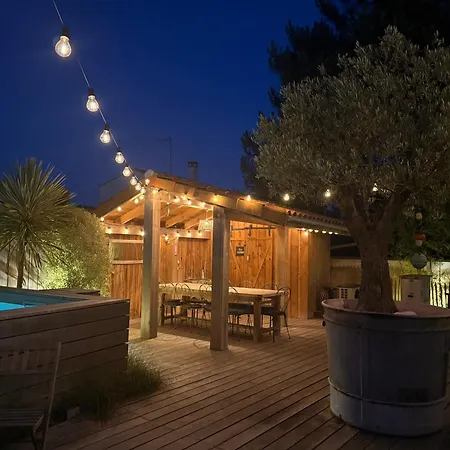 Oleron Piscine 5 * 圣特罗让莱班